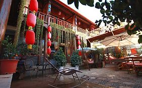 Hyhy Inn Lijiang 